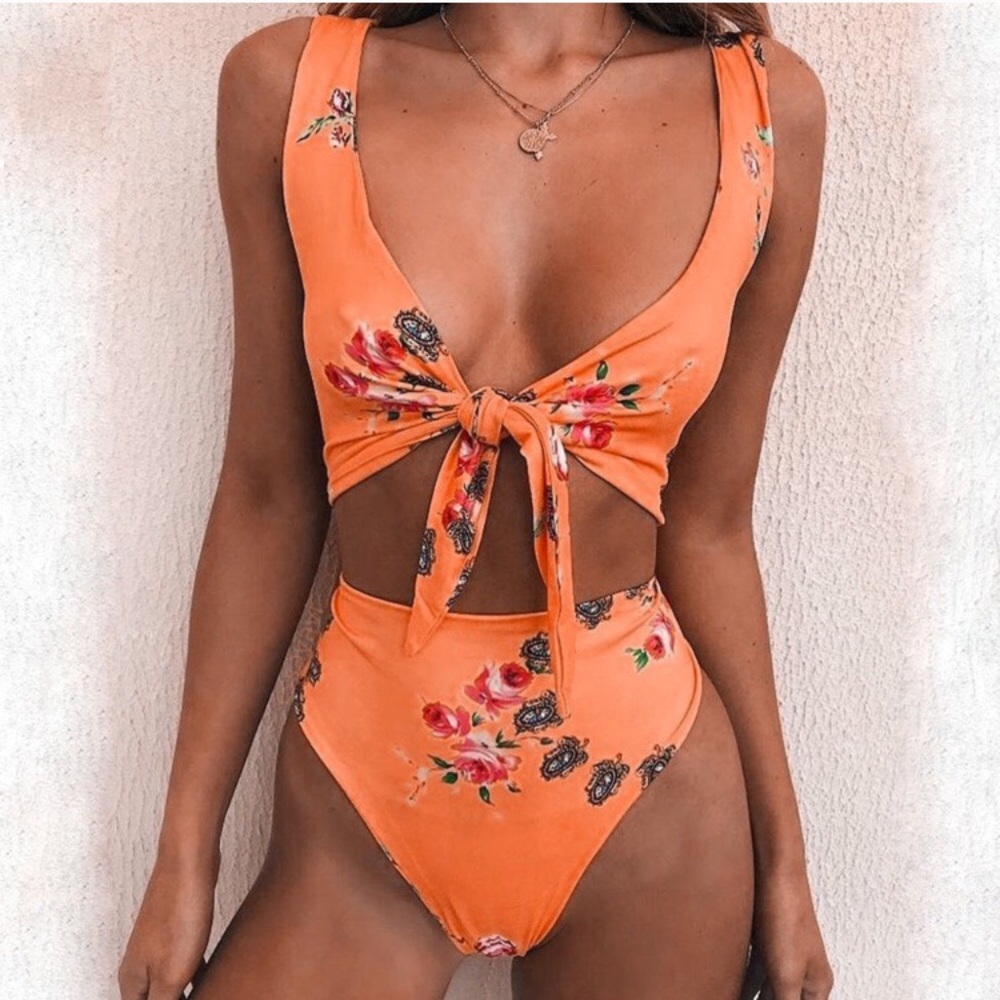 NWOT Floral High Waist Bikini Set 🌺🌞🌸